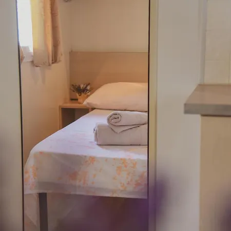 Mobile Homes Bilice Kültér fotó